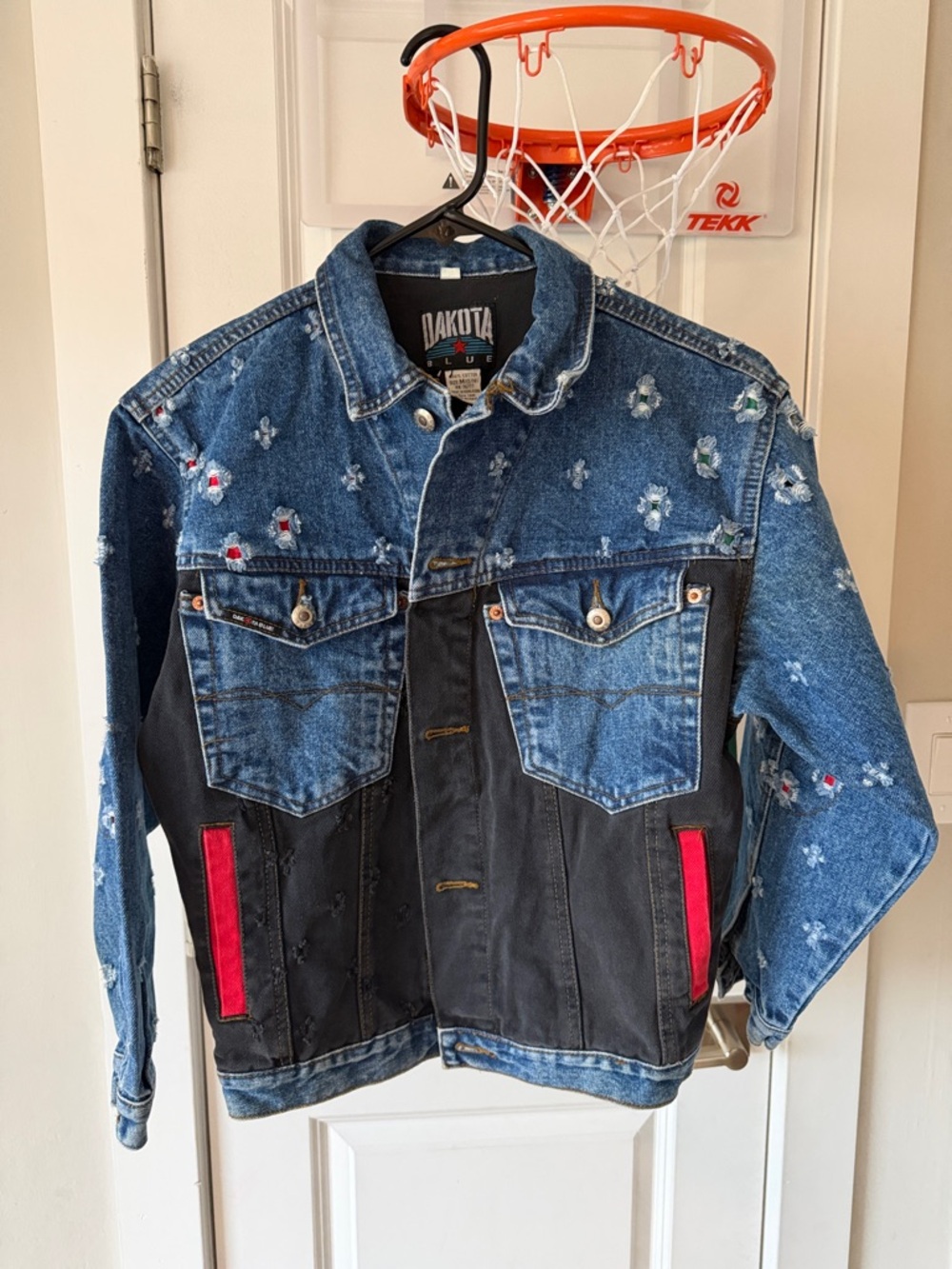 Dakota Blue Denim Jacket Distressed Size M (12/14) Unisex Adult or Juniors